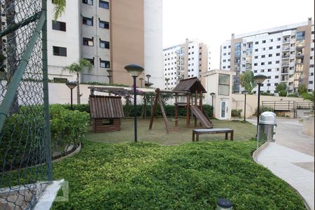 Apartamento para alugar com 76m², 2 quartos e 1 vagaÁrea Comum - Playground