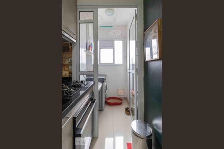 Apartamento à venda com 32m², 1 quarto e sem vagaCozinha - Área de Serviço