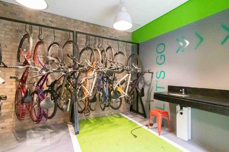 Apartamento à venda com 32m², 1 quarto e sem vagaÁrea comum - Bicicletário