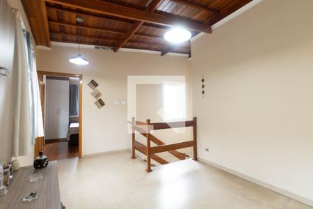 Mezanino de casa à venda com 3 quartos, 186m² em Jardim Santa Clara, Guarulhos