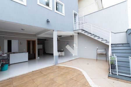 Casa à venda com 186m², 3 quartos e 4 vagasQuintal