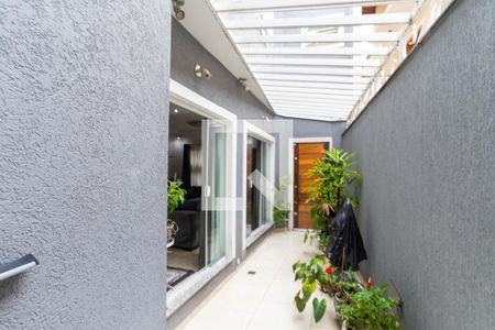 Casa à venda com 186m², 3 quartos e 4 vagasCorredor lateral