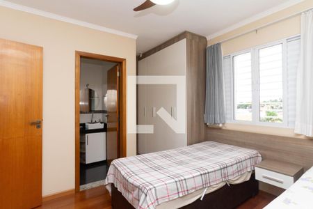 Casa à venda com 186m², 3 quartos e 4 vagasSuíte 3