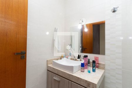 Casa à venda com 186m², 3 quartos e 4 vagasBanheiro da Suíte 1