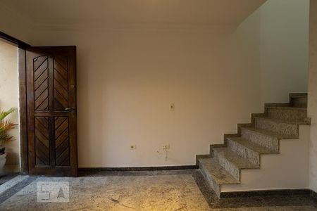 Casa de condomínio para alugar com 78m², 2 quartos e 1 vagaSala