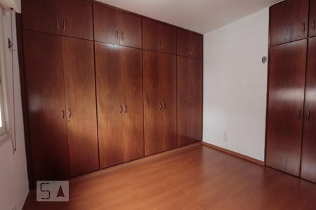 Apartamento à venda com 131m², 3 quartos e 1 vagaQuarto 2