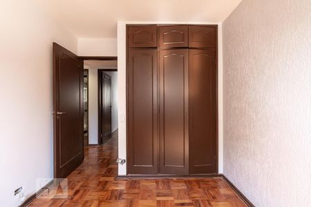 Apartamento à venda com 170m², 4 quartos e 2 vagasQuarto 2