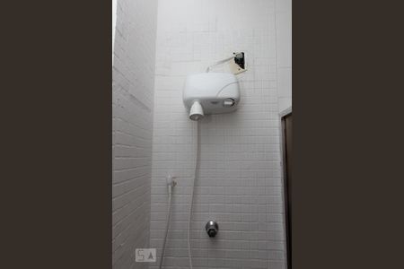 Apartamento para alugar com 70m², 2 quartos e 1 vaga Apartamento para alugar com 70m², 2 quartos e 1 vagaBanheiro da Suíte