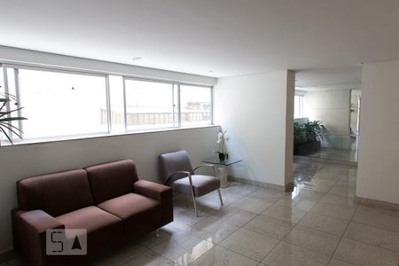 Apartamento para alugar com 70m², 2 quartos e 1 vaga Apartamento para alugar com 70m², 2 quartos e 1 vagaHall de Entrada