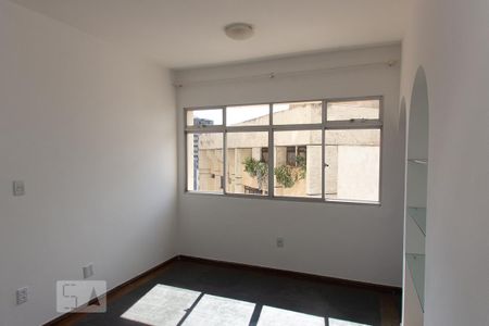 Apartamento para alugar com 70m², 2 quartos e 1 vaga Apartamento para alugar com 70m², 2 quartos e 1 vagaSala