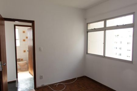 Apartamento para alugar com 70m², 2 quartos e 1 vaga Apartamento para alugar com 70m², 2 quartos e 1 vagaSuíte