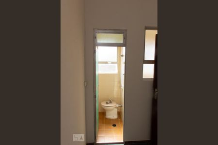 Apartamento para alugar com 70m², 2 quartos e 1 vaga Apartamento para alugar com 70m², 2 quartos e 1 vagaBanheiro da Área de Serviço
