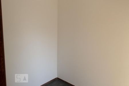 Apartamento para alugar com 70m², 2 quartos e 1 vaga Apartamento para alugar com 70m², 2 quartos e 1 vagaQuarto da Área de Serviço