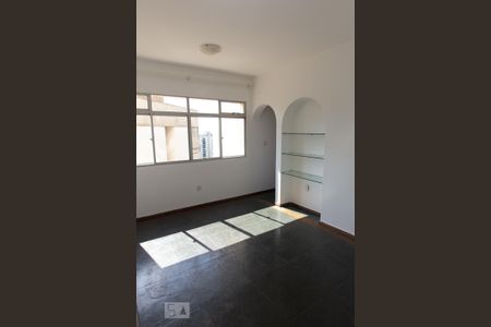 Apartamento para alugar com 70m², 2 quartos e 1 vaga Apartamento para alugar com 70m², 2 quartos e 1 vagaSala