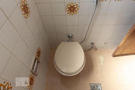 Apartamento para alugar com 70m², 2 quartos e 1 vaga Apartamento para alugar com 70m², 2 quartos e 1 vagaBanheiro Corredor