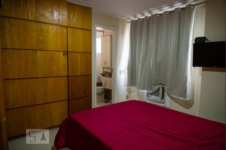 Apartamento à venda com 178m², 2 quartos e 3 vagas Apartamento à venda com 178m², 2 quartos e 3 vagasSuíte