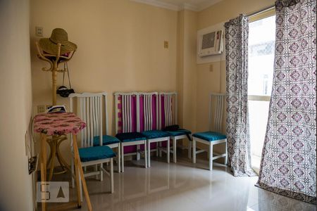 Apartamento à venda com 178m², 2 quartos e 3 vagas Apartamento à venda com 178m², 2 quartos e 3 vagasQuarto 2