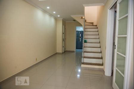 Apartamento à venda com 178m², 2 quartos e 3 vagas Apartamento à venda com 178m², 2 quartos e 3 vagasSala