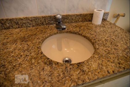 Apartamento à venda com 178m², 2 quartos e 3 vagas Apartamento à venda com 178m², 2 quartos e 3 vagasLavabo Área Externa