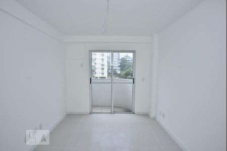 Apartamento para alugar com 130m², 3 quartos e 2 vagasSuíte