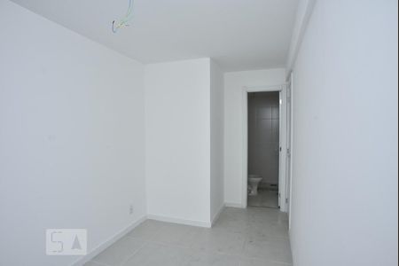 Apartamento para alugar com 130m², 3 quartos e 2 vagasQuarto de Serviço