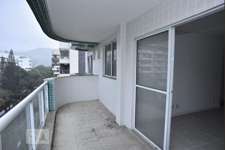 Varanda de apartamento para alugar com 3 quartos, 130m² em Freguesia, Rio de Janeiro