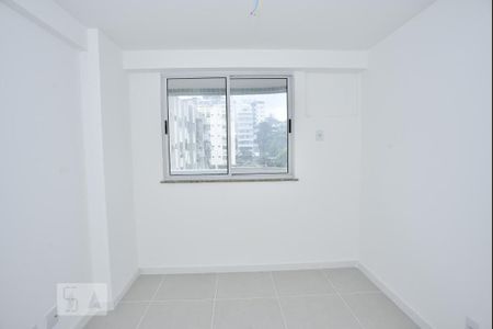 Quarto 1 de apartamento para alugar com 3 quartos, 130m² em Freguesia, Rio de Janeiro