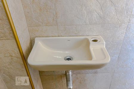 Apartamento à venda com 170m², 3 quartos e 2 vagasDetalhe Banheiro 2