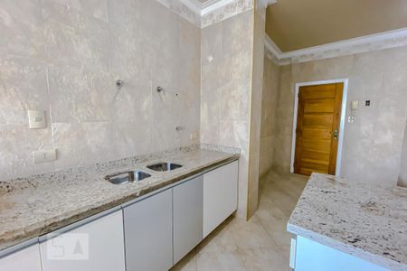 Apartamento à venda com 170m², 3 quartos e 2 vagasCozinha