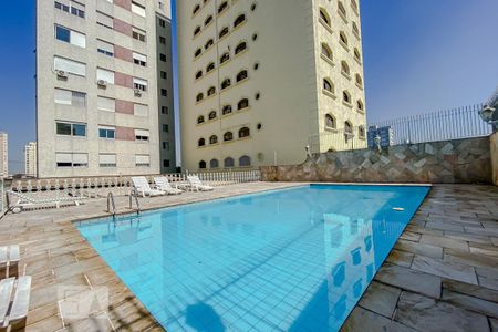 Apartamento à venda com 170m², 3 quartos e 2 vagasÁrea comum - Piscina