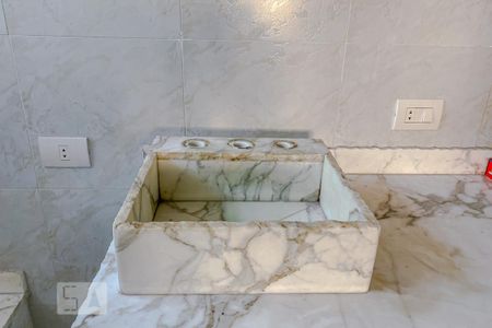 Apartamento à venda com 170m², 3 quartos e 2 vagasDetalhe Banheiro da Suite