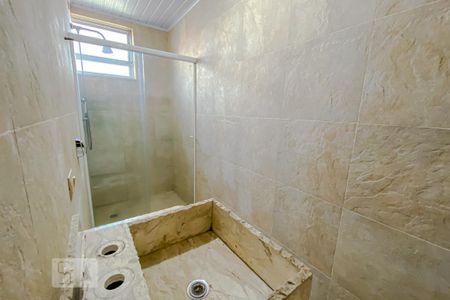 Apartamento à venda com 170m², 3 quartos e 2 vagasBanheiro