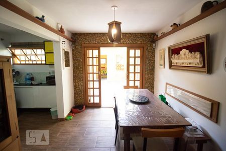 Casa à venda com 135m², 2 quartos e 2 vagasSala de Jantar