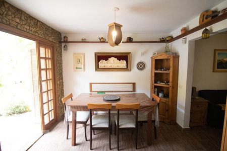 Casa à venda com 135m², 2 quartos e 2 vagasSala de Jantar