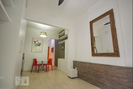 Sala/Quarto de kitnet/studio para alugar com 1 quarto, 35m² em Botafogo, Rio de Janeiro