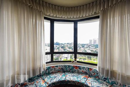 Vista da sala de jantar de apartamento à venda com 4 quartos, 380m² em Real Parque, São Paulo
