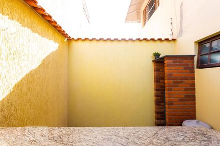 Casa à venda com 180m², 3 quartos e 4 vagas Casa à venda com 180m², 3 quartos e 4 vagasChurrasqueira