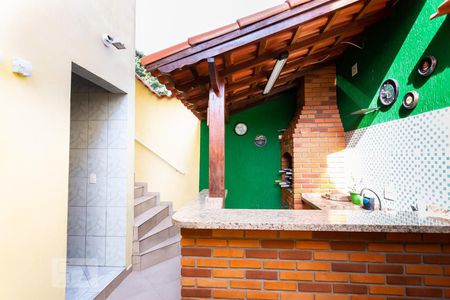 Casa à venda com 180m², 3 quartos e 4 vagas Casa à venda com 180m², 3 quartos e 4 vagasChurrasqueira