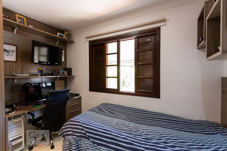 Suíte 1 de casa à venda com 3 quartos, 180m² em Vila Yara, Osasco
