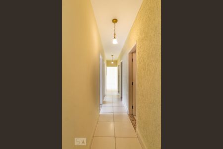 Apartamento à venda com 149m², 3 quartos e sem vaga Apartamento à venda com 149m², 3 quartos e sem vagaCorredor