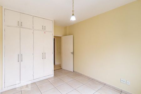 Apartamento à venda com 149m², 3 quartos e sem vaga Apartamento à venda com 149m², 3 quartos e sem vagaQuarto 2
