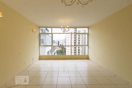 Apartamento à venda com 149m², 3 quartos e sem vaga Apartamento à venda com 149m², 3 quartos e sem vagaSala