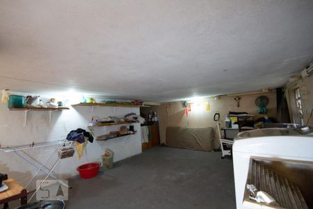 Casa à venda com 130m², 3 quartos e 4 vagasÁrea de Serviço