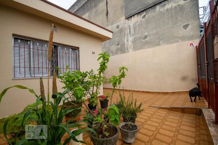 Casa à venda com 130m², 3 quartos e 4 vagasQuintal