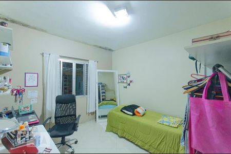 Casa à venda com 120m², 2 quartos e 2 vagasQuarto 1