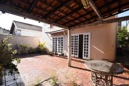 Área externa / varanda  de casa à venda com 3 quartos, 150m² em Jardim Lar Sao Paulo, São Paulo