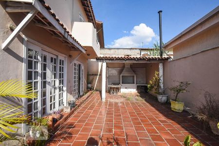 Área externa / varanda  de casa à venda com 3 quartos, 150m² em Jardim Lar Sao Paulo, São Paulo