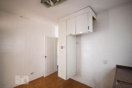 Cozinha de casa à venda com 3 quartos, 150m² em Jardim Lar Sao Paulo, São Paulo