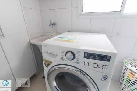 Apartamento à venda com 110m², 3 quartos e 2 vagas Apartamento à venda com 110m², 3 quartos e 2 vagasÁrea de serviço