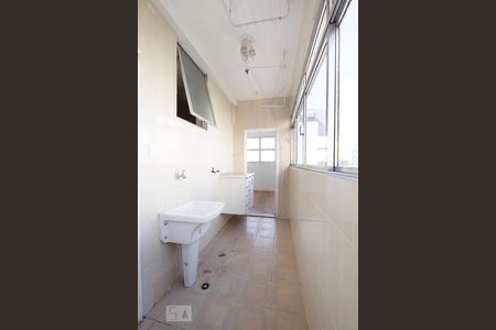 Apartamento para alugar com 160m², 3 quartos e 1 vagaÁrea de Serviço